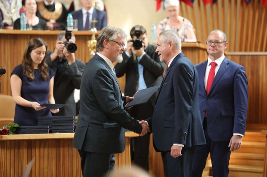 Oldřich Chytil třetím profesorem sociální práce v ČR