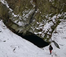 Monumentální vstupy do podzemí