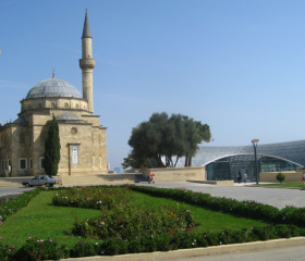 Návštěva Bakuské slovanské univerzity v Baku
