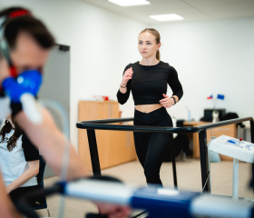 V laboratořích Centra diagnostiky lidského pohybu Ostravské univerzity.