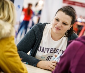 Vítězná expozice Ostravské univerzity na evropském veletrhu pomaturitního vzdělávání Gaudeamus Brno 2018 na brněnském výstavišti
