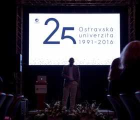 Společná večeře zaměstnanců Ostravské univerzity 2016 v Trojhalí Karolina