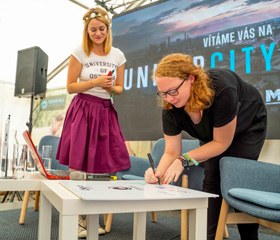 UNIVERcity stage Ostravské univerzity na festivalu Colours of Ostrava a diskuzním fóru Meltingpot 2019Autor: Martin Kopáček