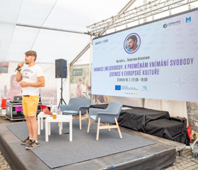 UNIVERcity stage Ostravské univerzity na festivalu Colours of Ostrava a diskuzním fóru Meltingpot 2019Autor: Martin Kopáček