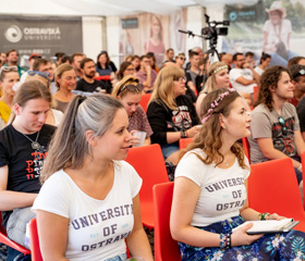 UNIVERcity stage Ostravské univerzity na festivalu Colours of Ostrava a diskuzním fóru Meltingpot 2019Autor: Martin Kopáček