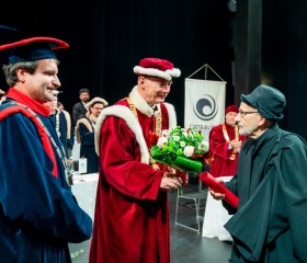 Ostravská univerzita udělila titul doctor honoris causa prof. Miloši Štědroňovi