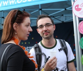 Majáles Ostrava je největší studentskou akcí v Ostravě a je jedním z posledních majálesů, který organizují opravdu studenti. Ostravská univerzita je stálým partnerem této studentské akce a každoročně se na něm podílí také svou chill-out zónou se skvělou atmosférou a vždy něčím navíc – v roce 2019 to byl třeba zábavně-poučný stánek mediků z naší Lékařské fakulty IFMSA – International Federation of Medical Students Associations (Mezinárodní federace asociací studentů medicíny) a náborové místo potenciálních dárců kostní dřeně ve spolupráci s ALMA MATER Bohumín.