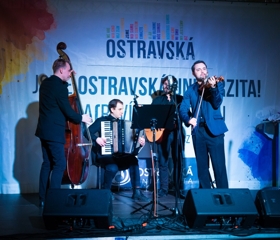 Reprezentační ples Ostravské univerzity 2020 ve Starých koupelnách (Brick House) bývalého Dolu Hlubina v Dolní oblasti Vítkovice