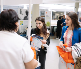 Kariérní festival Ostravské univerzity Za kariérOU 2022 se konal 6. dubna v budově Přírodovědecké fakulty OU na Slezské Ostravě.Autor: Filip Zvěřina