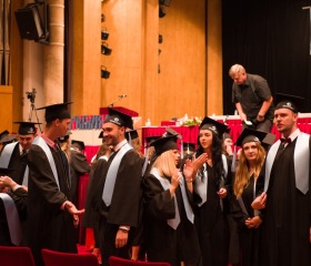 Promoce absolventů Ostravské univerzity, červen a červenec 2022 v Domě kultury města Ostravy a Domě kultury Akord
