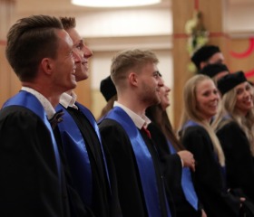 Promoce absolventů Ostravské univerzity, červen a červenec 2022 v Domě kultury města Ostravy a Domě kultury Akord