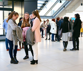 Vernisáž výstavy Skymaker v galerii Student v City Campusu