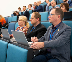 Setkání Asociace děkanů pedagogických fakult ČR a SR. Tato akce je spolufinancována z rozpočtu Statutárního města Ostrava.