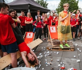 Festival JSME OSTRAVSKÁ! 28. června 2023 v City Campusu Ostravské univerzity v OstravěBitva O pohár Ostravské univerzity na festivalu JSME OSTRAVSKÁ 28. června 2023 v City Campusu Ostravské univerzity