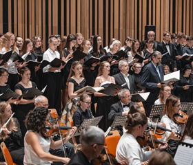 Benefiční koncert Vysokoškolského pěveckého sboru OU a jeho hostů