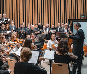 Benefiční koncert Vysokoškolského pěveckého sboru OU a jeho hostů