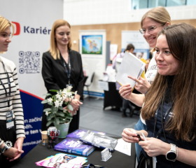 Kariérní festival Ostravské univerzity „Za kariérOU“ 24. dubna 2024 v City Campusu OU na Černé louceAutor: Jana Greplová