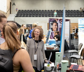 Kariérní festival Ostravské univerzity „Za kariérOU“ 24. dubna 2024 v City Campusu OU na Černé louceAutor: Tereza Šišmišová