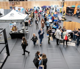 Kariérní festival Ostravské univerzity „Za kariérOU“ 24. dubna 2024 v City Campusu OU na Černé louceAutor: Jana Greplová