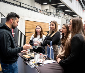 Kariérní festival Ostravské univerzity „Za kariérOU“ 24. dubna 2024 v City Campusu OU na Černé louceAutor: Jana Greplová