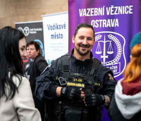 Kariérní festival Ostravské univerzity „Za kariérOU“ 24. dubna 2024 v City Campusu OU na Černé louceAutor: Jana Greplová
