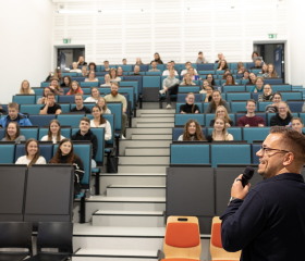 Kariérní festival Ostravské univerzity „Za kariérOU“ 24. dubna 2024 v City Campusu OU na Černé louceAutor: Tereza Šišmišová