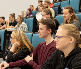 Kariérní festival Ostravské univerzity „Za kariérOU“ 24. dubna 2024 v City Campusu OU na Černé louceAutor: Tereza Šišmišová