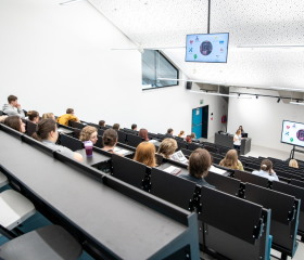 Kariérní festival Ostravské univerzity „Za kariérOU“ 24. dubna 2024 v City Campusu OU na Černé louceAutor: Jana Greplová