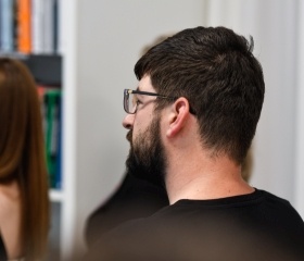 Dějiny lidí: beseda o knize s autorem Martinem Rychlíkem v OUshopu Ostravské univerzity. Kniha oceněná cenou Magnesia Litera vznikla ve spolupráci s Nakladatelstvím Academia.Autor: Tamara Masnicová