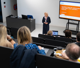 Vysvědčení jinak – přednáška docentky Jany Kratochvílové