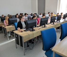 Workshop pro SŠ: Jak efektivně překládat texty
Autor: Eva Polášková