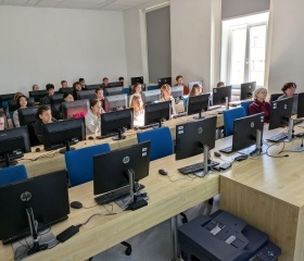 Workshop pro SŠ: Jak efektivně překládat texty
Autor: Eva Polášková