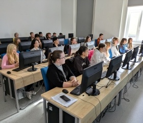 Workshop pro SŠ: Jak efektivně překládat texty
Autor: Eva Polášková