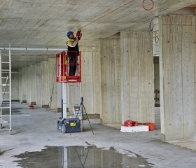 Hlavní konstrukce vědeckovýzkumného centra LERCO dosáhla svého vrcholu