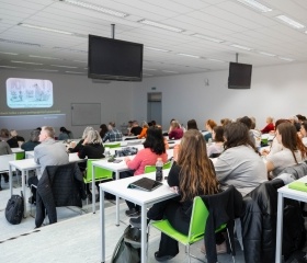 Seminář Mezi zákonem a praxí 
