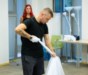 Premiéra inscenace Proč ne? Proto!