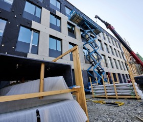 Stavba LERCO získává svůj typický vzhled