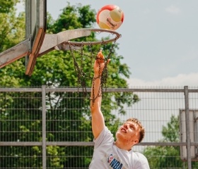 Sportovní den Ostravské univerzity 2025 se uskutečnil 7. května v City Campusu Ostravské univerzity na Černé louce.Autor: Jana Greplová