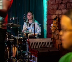 Na vlnách hudby – Koncert KHV v klubu Parník