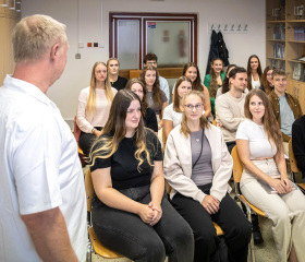 Studenti zubního lékařství zahájili klinickou výuku ve FN Ostrava