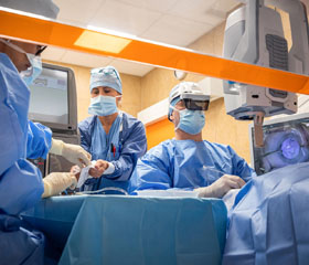 Eye surgeons at University Hospital Ostrava start using the world&ampos;s most advanced 3D microscope