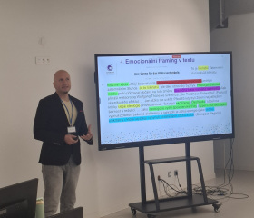 Od jazykových prostředků po sociální dopady - Pracovní porada výzkumného týmu projektu Biografie dezinformace