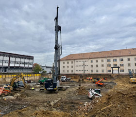 Demolice a příprava území