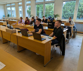 Workshop k principům Montessori pedagogiky Workshop k principům Montessori pedagogiky