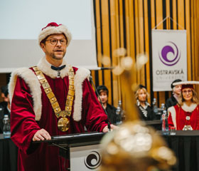 Slavnostní zasedání Vědecké rady Ostravské univerzity 9. října 2025