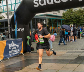 O tenisku rektora 2025