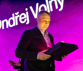 Proděkan pro vědu a výzkum získal prestižní ocenění za svůj přínos v rozvoji inovací a moderních technologií v medicíně Proděkan pro vědu a výzkum získal prestižní ocenění za svůj přínos v rozvoji inovací a moderních technologií v medicíně