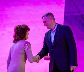 Proděkan pro vědu a výzkum získal prestižní ocenění za svůj přínos v rozvoji inovací a moderních technologií v medicíně Proděkan pro vědu a výzkum získal prestižní ocenění za svůj přínos v rozvoji inovací a moderních technologií v medicíně