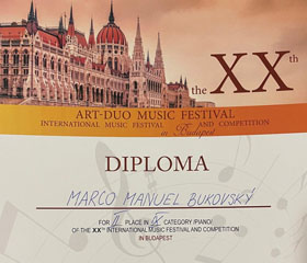 Studenti Katedry klávesových nástrojů byli oceněni na soutěži v Budapešti