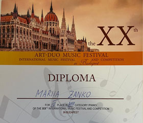 Studenti Katedry klávesových nástrojů byli oceněni na soutěži v Budapešti